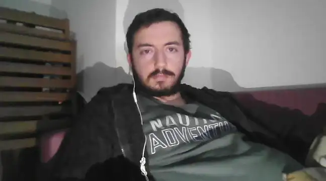 laynufff online show from January 4, 2025, 2:14 pm