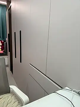 palzkybi123 online show from January 10, 2026, 3:02 am