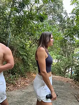 JuicyFruits93 online show from April 7, 2026, 6:26 am