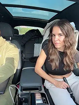 JuicyFruits93 online show from February 5, 2026, 10:44 am