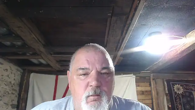 Newfiesausage1972 online show from July 22, 2026, 10:06 am