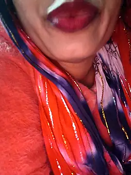 Snapshot of Simaran_bhabhi chatting on February 15, 2025, 3:31 am Simaran bhabhi online show from February 15, 2025, 3:31 am