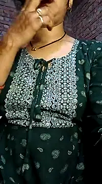 Snapshot of Simaran_bhabhi chatting on March 2, 2025, 4:03 pm Simaran bhabhi online show from March 2, 2025, 4:03 pm