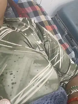 Snapshot of Simaran_bhabhi chatting on October 4, 2025, 7:48 pm Simaran bhabhi online show from October 4, 2025, 7:48 pm