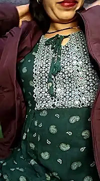 Snapshot of Simaran_bhabhi chatting on February 25, 2025, 1:53 pm Simaran bhabhi online show from February 25, 2025, 1:53 pm
