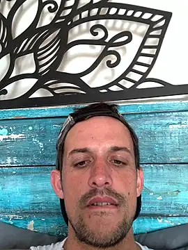 Snapshot of tincho221984 chatting on September 19, 2025, 3:16 pm tincho221984 online show from September 19, 2025, 3:16 pm