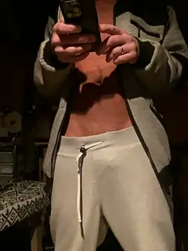 Snapshot of Rob69dick chatting on January 9, 2025, 2:11 am Rob69dick online show from January 9, 2025, 2:11 am