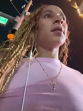 Shuggabutt online show from September 20, 2025, 2:49 am