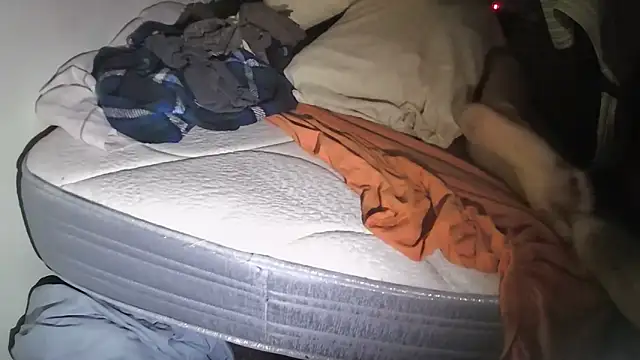 Snapshot of MartaMoon96 chatting on September 19, 2025, 2:37 am MartaMoon96 online show from September 19, 2025, 2:37 am