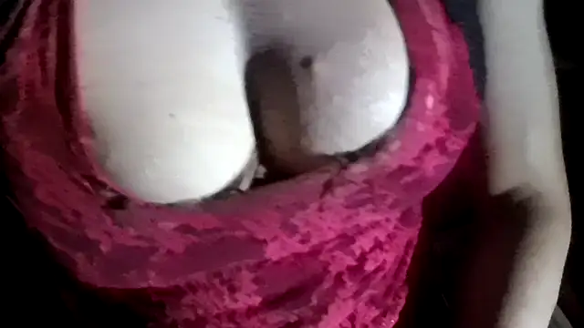 Snapshot of MartaMoon96 chatting on September 18, 2025, 2:03 am MartaMoon96 online show from September 18, 2025, 2:03 am