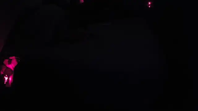 Snapshot of MartaMoon96 chatting on October 21, 2025, 1:38 am MartaMoon96 online show from October 21, 2025, 1:38 am