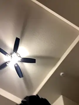 Snapshot of macchiatoD chatting on October 25, 2025, 4:22 am macchiatoD online show from October 25, 2025, 4:22 am