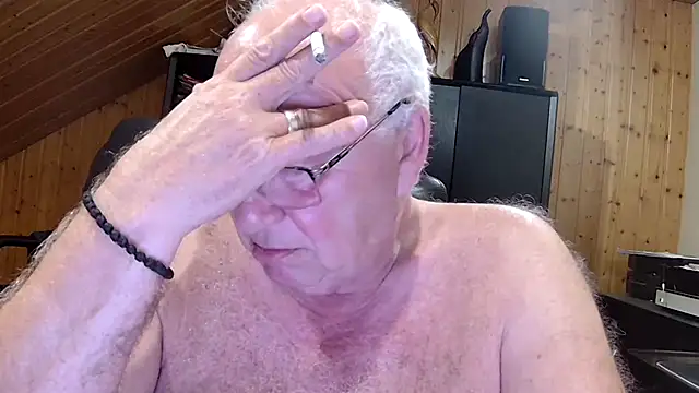 Snapshot of biggandybig chatting on June 27, 2026, 12:05 am biggandybig online show from June 27, 2026, 12:05 am