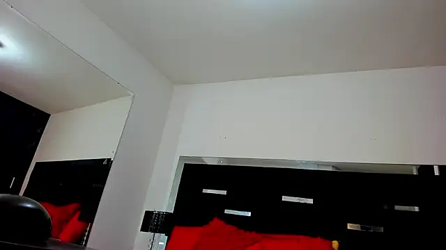 Loremhotsex online show from September 27, 2025, 7:31 pm