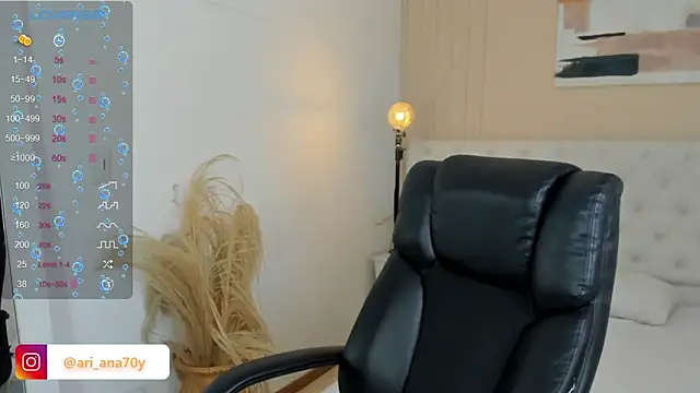 LOISE-XX online show from March 25, 2026, 6:02 am