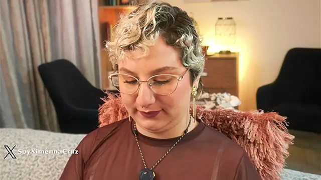 Ximenna Cruz online show from March 20, 2026, 9:05 pm