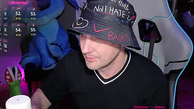 Gil gamesh90 online show from April 8, 2026, 5:36 pm