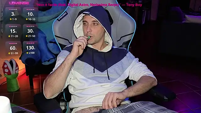 Snapshot of Gil_gamesh90 chatting on October 26, 2025, 2:34 am Gil gamesh90 online show from October 26, 2025, 2:34 am