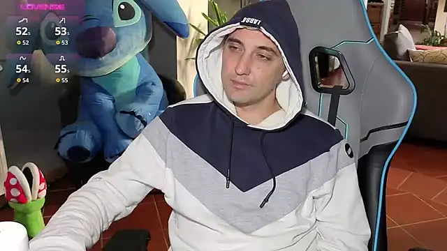 Snapshot of Gil_gamesh90 chatting on September 28, 2025, 7:37 am Gil gamesh90 online show from September 28, 2025, 7:37 am