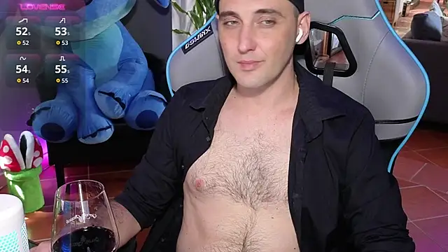 Snapshot of Gil_gamesh90 chatting on July 26, 2026, 10:44 am Gil gamesh90 online show from July 26, 2026, 10:44 am