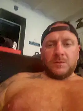 RomWoolf online show from October 29, 2025, 9:47 pm