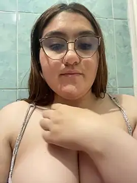 conniejames m online show from September 20, 2025, 4:28 am