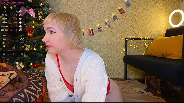 EmmyAmbros online show from December 30, 2024, 5:23 pm