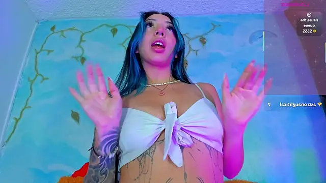 SaturnooStonee online show from January 13, 2026, 1:31 am