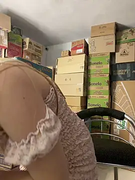 melody-dy online show from April 1, 2026, 7:11 pm