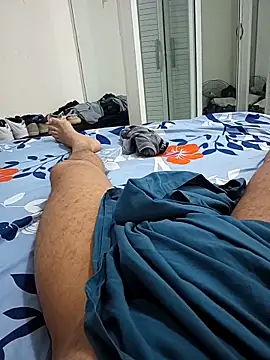 luismanuel 1998 online show from October 29, 2025, 4:22 am