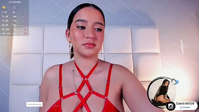 Snapshot of danii_hill_ chatting on September 18, 2025, 4:15 am danii hill online show from September 18, 2025, 4:15 am