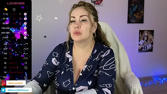 misskaassandraa online show from February 18, 2025, 12:28 pm