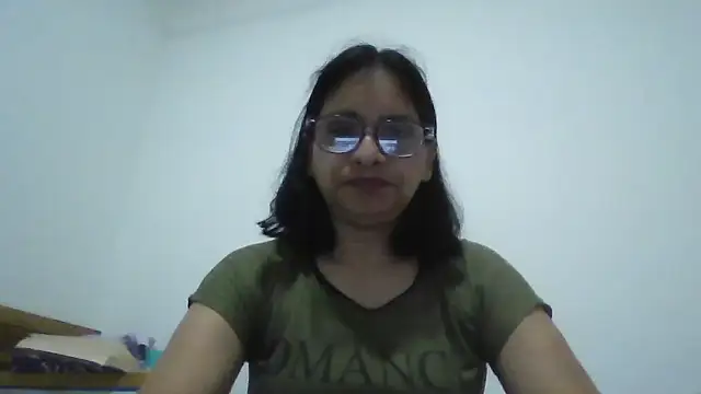 Snapshot of titssmall123 chatting on November 27, 2025, 10:54 pm titssmall123 online show from November 27, 2025, 10:54 pm