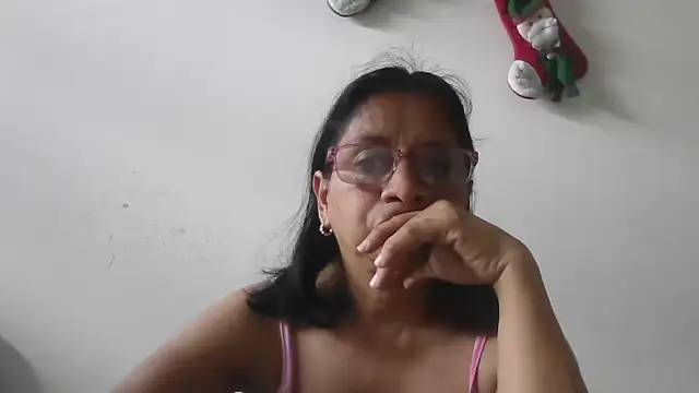 Snapshot of titssmall123 chatting on January 11, 2026, 2:57 pm titssmall123 online show from January 11, 2026, 2:57 pm