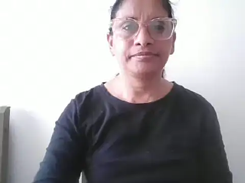 Snapshot of titssmall123 chatting on December 25, 2024, 2:13 pm titssmall123 online show from December 25, 2024, 2:13 pm