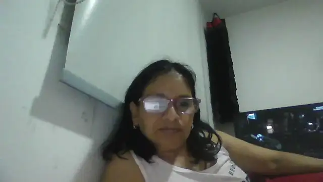 Snapshot of titssmall123 chatting on January 10, 2026, 3:02 am titssmall123 online show from January 10, 2026, 3:02 am