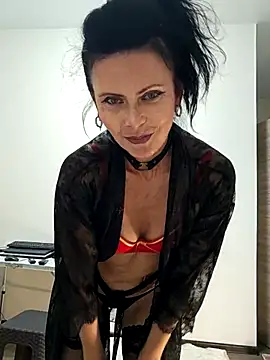 Snapshot of GannaWind chatting on December 5, 2025, 2:04 pm GannaWind online show from December 5, 2025, 2:04 pm