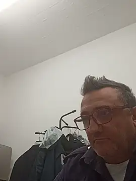 frabsx online show from December 2, 2024, 6:27 pm