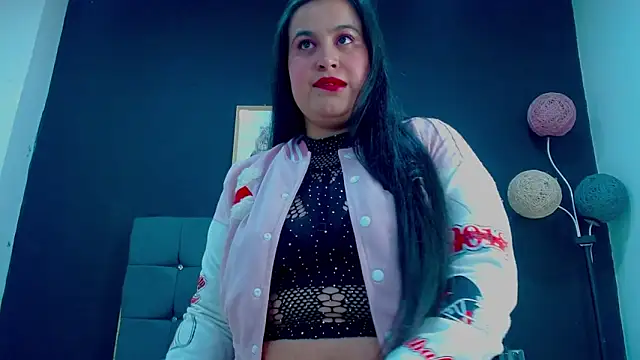 Snapshot of mia_xx1 chatting on September 29, 2025, 9:20 pm mia xx1 online show from September 29, 2025, 9:20 pm