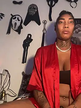 Snapshot of CUMQUEEN-XXX69 chatting on December 22, 2025, 10:21 pm CUMQUEEN-XXX69 online show from December 22, 2025, 10:21 pm