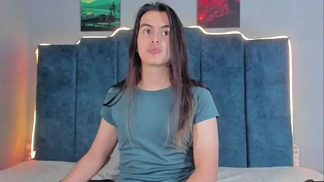 Snapshot of sky_link_ chatting on October 21, 2025, 9:58 pm sky link  online show from October 21, 2025, 9:58 pm