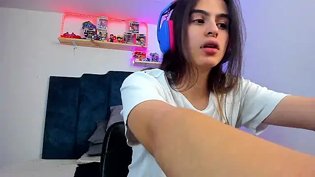 Snapshot of sky_link_ chatting on January 19, 2025, 10:17 pm sky link  online show from January 19, 2025, 10:17 pm