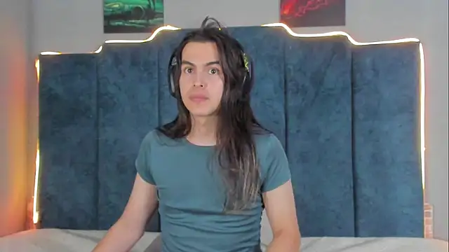 Snapshot of sky_link_ chatting on October 24, 2025, 8:41 pm sky link  online show from October 24, 2025, 8:41 pm