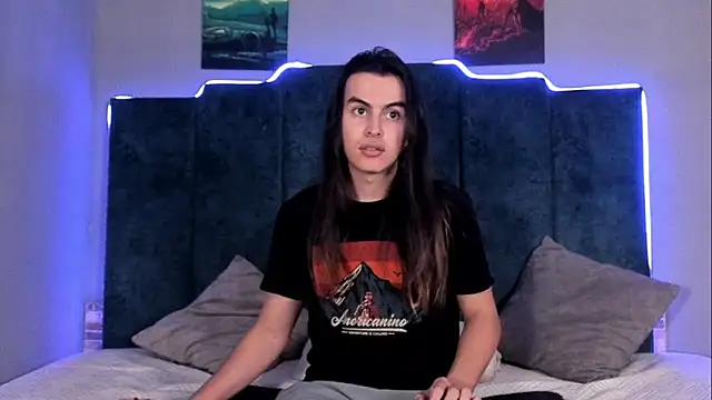 Snapshot of sky_link_ chatting on October 7, 2025, 12:11 am sky link  online show from October 7, 2025, 12:11 am