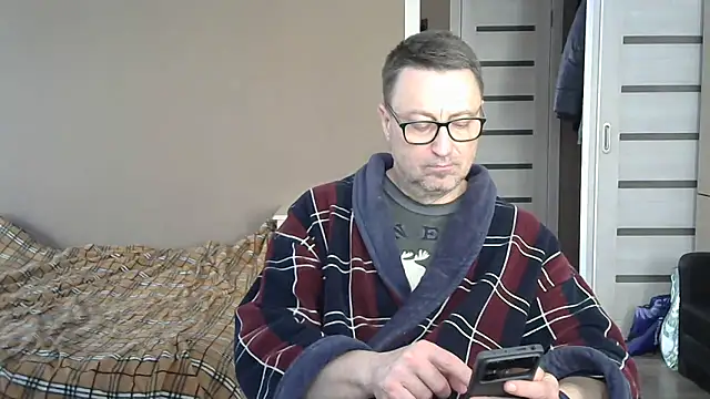 HarrySnake online show from February 28, 2025, 9:47 am