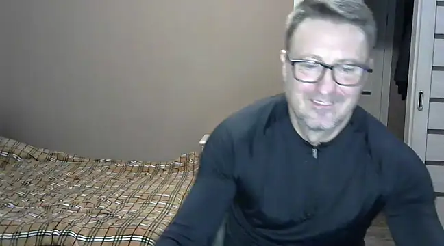 HarrySnake online show from December 12, 2024, 2:22 pm