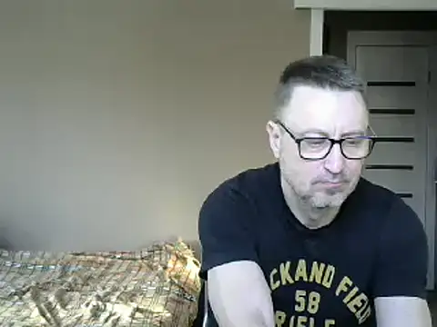 HarrySnake online show from February 4, 2025, 12:22 pm