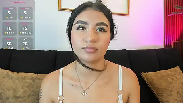 Snapshot of Zayda_1 chatting on October 3, 2025, 7:26 pm Zayda 1 online show from October 3, 2025, 7:26 pm