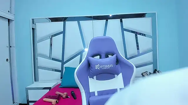 chanel hot 001 online show from December 4, 2025, 4:11 am