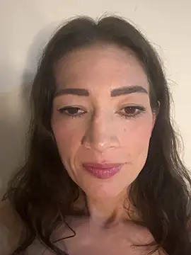 Snapshot of Yulia_sx chatting on February 26, 2025, 12:41 am Yulia sx online show from February 26, 2025, 12:41 am